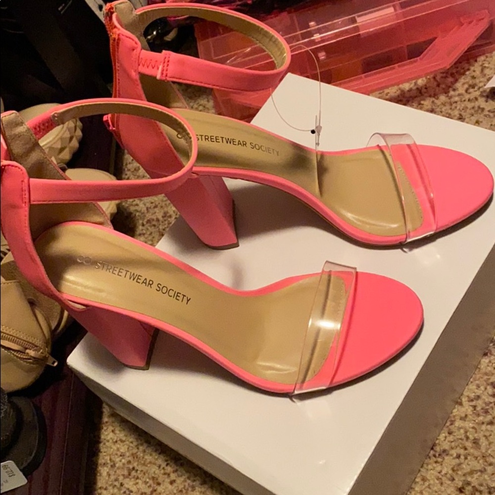 Size 8 block heels